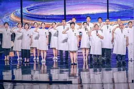北京协和医院唱响原创歌曲《守护》黄绮珊豪情演绎“巾帼英雄”图片