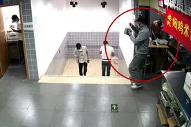 民警同志，我的外卖被偷了，你们受理吗？图片