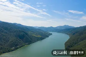 “人在画中游”，“钱塘江诗路”富春江水上旅游线首航图片