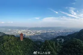 重庆市民休闲好去处！重拾“巴山夜雨”的缙云山图片