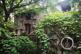 她在缙云山下嘉陵江畔有套房子，为啥想卖也卖不脱？图片