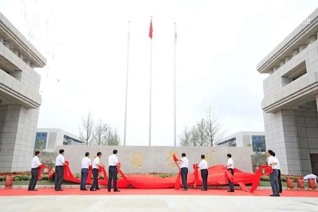 吉利学院成都校区落成，专升本招生报名进行中
