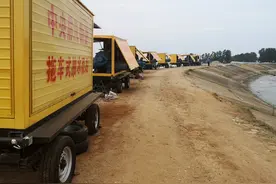 新闻背后｜专业排涝车：应急排涝的利器图片