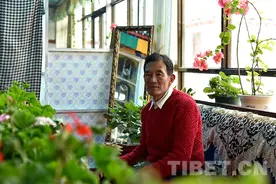 海拔四千二百米之上的家：西藏阿里牧民进城记图片