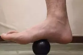 实用！推荐几种缓解常见足跟痛的小方法，快来学习→图片