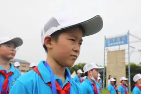 沙滩、军营、篝火，这个夏令营在金山开营啦！图片