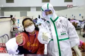 625分！独臂女孩高分报答老人十年资助图片