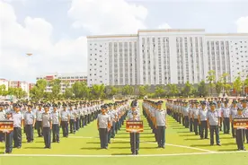 保安行业主题宣传提升保安队伍形象图片