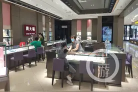 交易所提醒风险！银行暂停贵金属开仓！一年涨了40%的金价还能走多高？图片