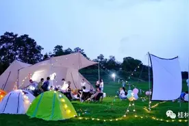 全是帅哥美女！周日，漓江边的这场浪漫单身Party怕是要火，快报名图片