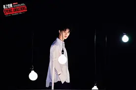 从观众席走到舞台中央，郑艺彬要演音乐剧《春之觉醒》了图片