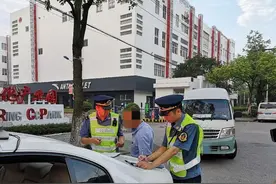 四季青的小姐姐们，有专线公交车直达，不要再坐“黑车”啦图片