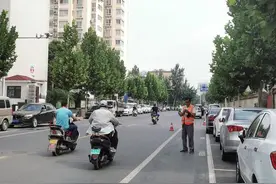 首次！郑州这些路边停车收费进入智能模式图片