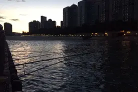 嫁给一个爱钓鱼人，你知道有多幸福吗图片