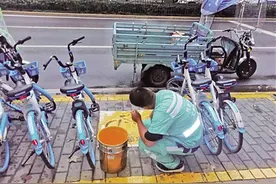 西安多部门联合整治共享单车乱象 设立集中停放场乱停乱放一律暂扣图片