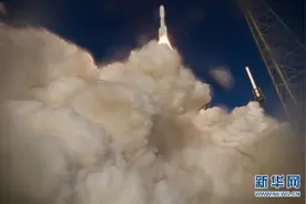 美国发射“毅力”号火星车 将探索火星生命迹象「组图」图片