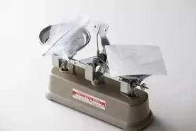 这类高科技环保材料竟用来包书，还做成包包，进入百姓生活图片