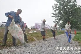 风雨同舟，寿县迎河镇干群齐心协力抗洪灾图片