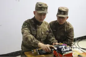 大小新闻八一建军节原创：胶东子弟兵向全市人民致礼图片