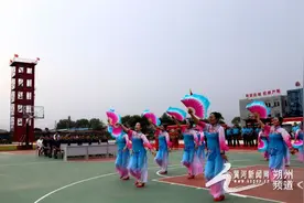怀仁一企业慰问消防指战员图片
