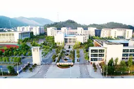 最新！黄石这所被国家点赞的高中，招生计划出炉图片