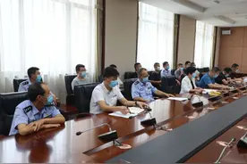 延长石油炼化公司举行退伍军人座谈会及跑步活动图片