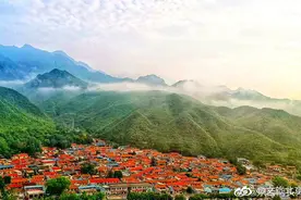 看门头沟夏日美景图片