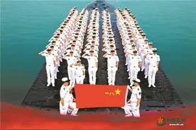 “八一”建军节｜风云入画卷 军旗耀征程图片