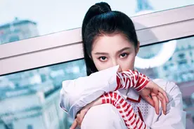 关晓彤为北京冬奥会走秀，又美又飒爽图片