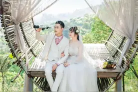 最美的等待！疫情期间“并肩作战”的他们，终于结婚啦图片