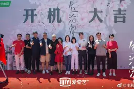 “黄金配角”刘敏涛成主演，年龄相差22岁的邱泽文淇组CP……刚开机的《生活家》“口水”有点多图片