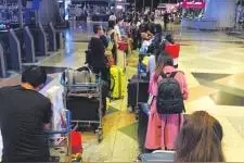 难以靠岸的邮轮：疫情下203名中国船员海上漂泊上百天图片