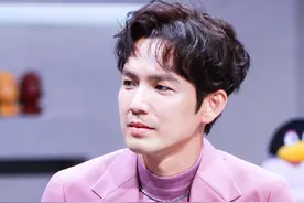 钟汉良身着紫色西装 搭配短发颜值在线图片