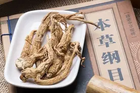 手脚爱出汗！这些原因需留意图片