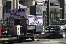 玻利维亚医疗系统崩溃 工程师发明移动火化炉处理街头遭弃遗体图片