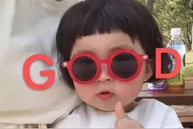 “洪水中救下14人”，这是挖掘机中的“救人机”图片