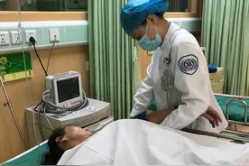 吃海鲜导致过敏休克！医生提醒：这些症状请及时就医图片