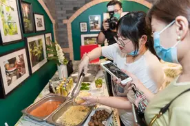宜家首家城市店开设小红书专“薯”日  60位博主打卡新“网红”图片