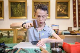 “独臂”皮匠唐剑：学一门手艺，帮一群“残友”图片