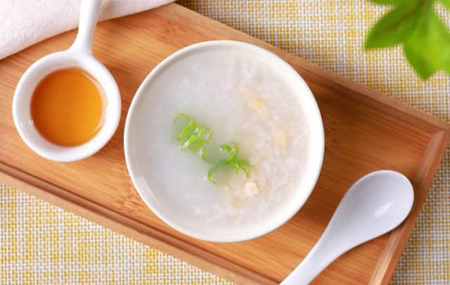 花胶 瑶柱 生蚝汤 花胶瑶柱花生瘦肉汤的功效
