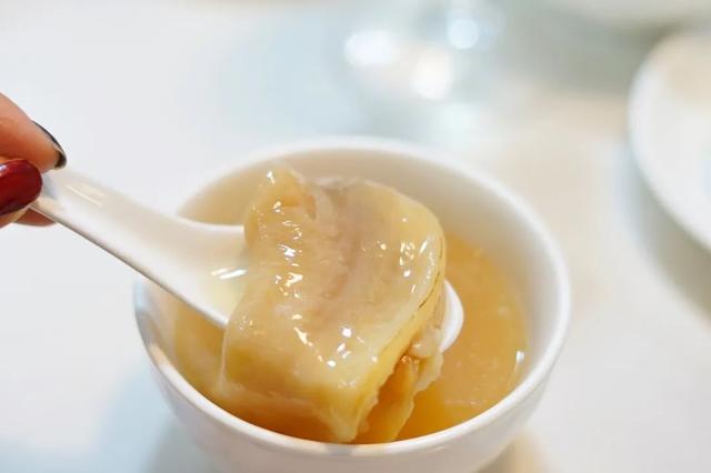 花胶 瑶柱 生蚝汤 花胶瑶柱花生瘦肉汤的功效