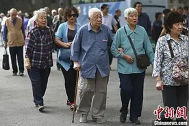31省份已全部上涨养老金 你那儿涨了多少钱？图片