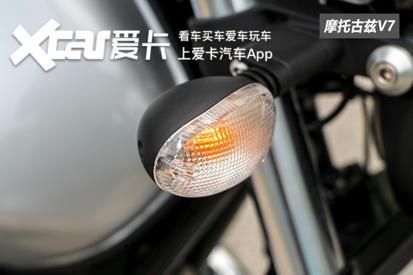 凯旋T100/川崎W800/摩托古兹V7 经典复古摩托车大比拼