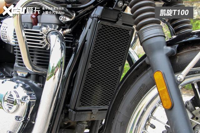 凯旋T100/川崎W800/摩托古兹V7 经典复古摩托车大比拼