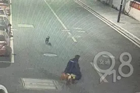 为了点下酒菜，男子出手了！警察来时：早知道你们上门，我就吃掉了……图片
