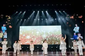 “不光要陪读，还要陪赛！”今年暑假，许多杭州妈妈多了项新技能图片