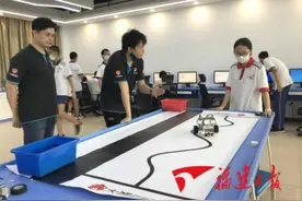 厦门一中创新实验室为学生搭建更大舞台图片
