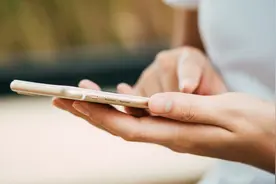 为什么在微信的阴影下，QQ依然是中国第二大APP？图片