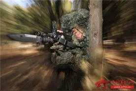 战场幽灵 一枪毙敌！探秘狙击手如何练就过人绝技图片