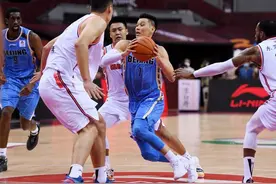 CBA季后赛：易建联因伤缺阵 广东队加时逆转北京队赢半决赛首胜图片